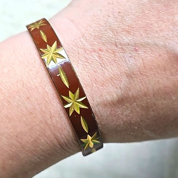 Vintage Gold Plated Diamond Cut Jerusalem Star Bangle Bracelet - Picture 7 of 10